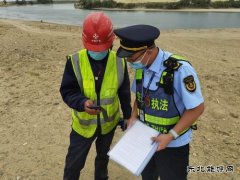 阿勒泰执法支队哈巴河执法大队：党员干部服务“疫”线