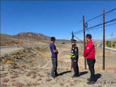 阿勒泰执法支队青河执法大队做好涉路施工许可事前服务工作