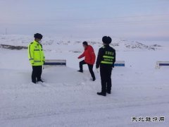 阿勒泰执法支队哈巴河执法大队：开展联合巡查 确保交通安全