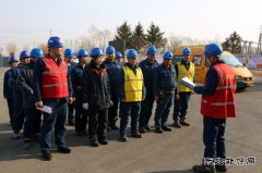 国网佳木斯供电公司：设备“体检”除隐患，安全“诊脉”保健康