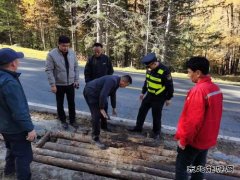 阿勒泰执法支队布尔津执法大队加强公路巡查制止违法涉路施工