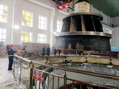 黑龙江水电总厂：重达144吨水轮机组转轮平安“回家”