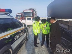 富蕴执法大队：主动高效服务 全力做好大件运输通行保障