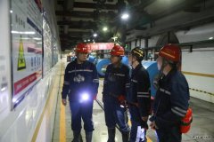 中能袁大滩矿业：砺剑出鞘守防线 巡查小队护安全