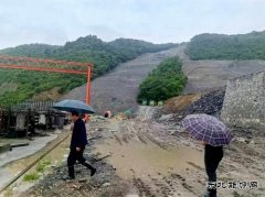 下石节矿：以“汛”为令行动快筑牢安全新防护