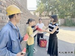 图片新闻：高温不去，清凉不断