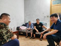 淮北双龙公司：节前慰问 让“温暖”先达