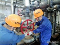 佳热电厂：“暖流”到家 提前10天开栓供热