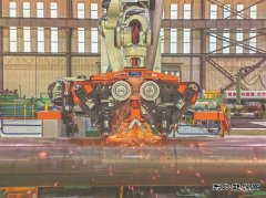 渤海装备江苏钢管公司：机器人上岗 精品钢管下线