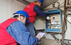 国网阿鲁科尔沁旗供电公司：电力服务进大棚 排查隐患保安全