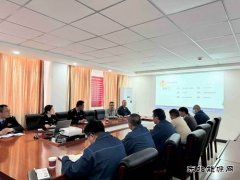 ：Ｖ捶ù蠖：党建引领聚合力 普法护路保畅通