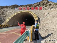 富蕴执法大队：联合开展公路安全隐患排查整治