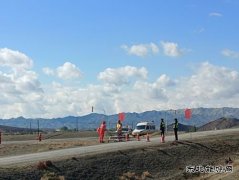 青河执法大队联合公路养护部门开展公路水毁应急演练